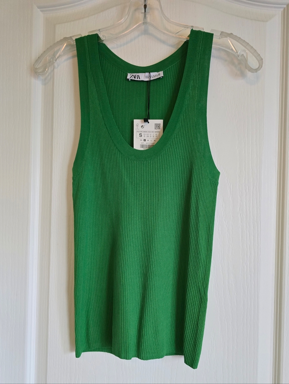 💚NWT Zara Green Ribbed Basic Tank Top, Size S - Picture 2 of 7